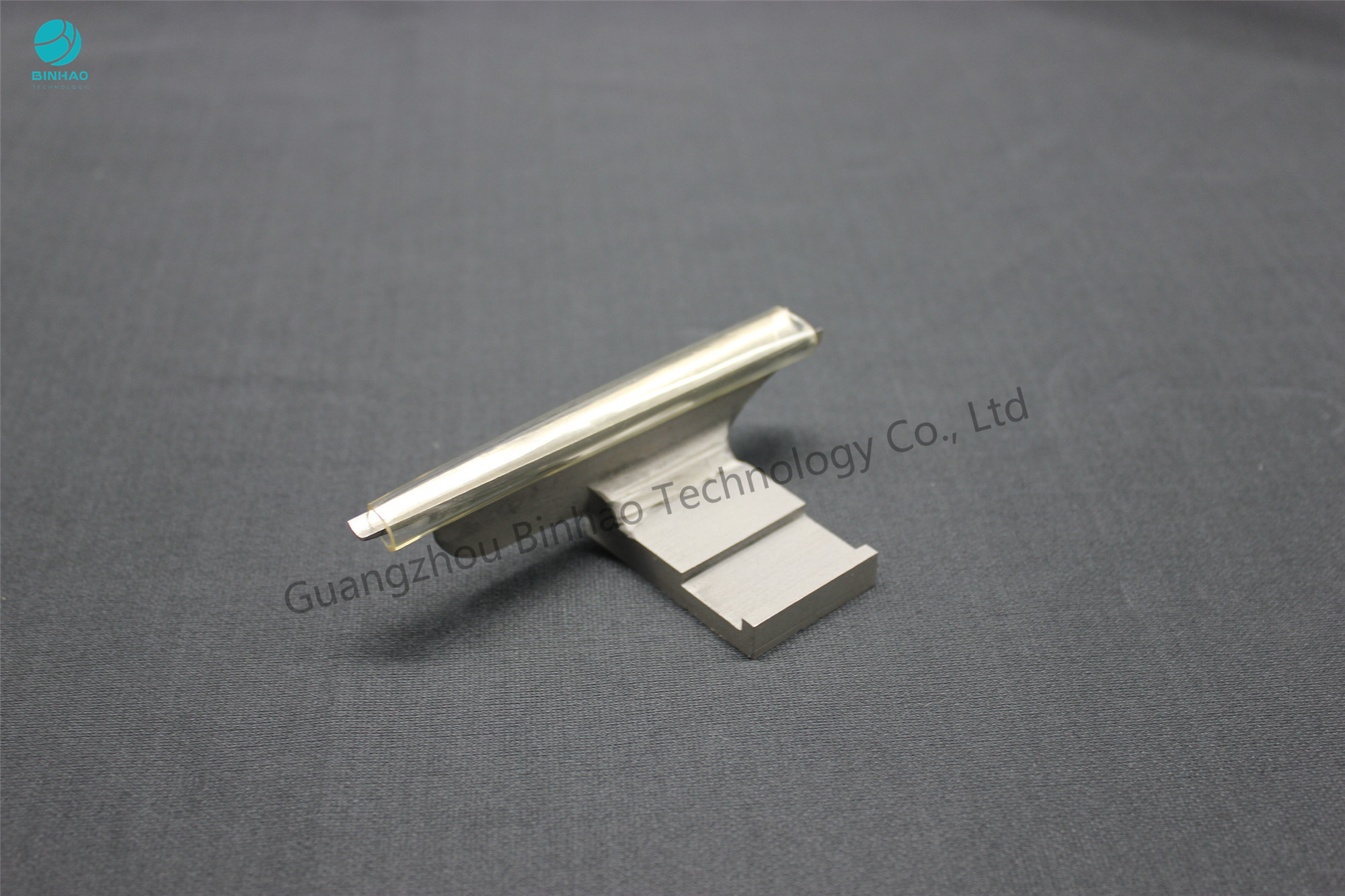 7.8mm Alloy Steel Rokok Membuat Mesin Potongan Lidah Untuk Kompres Filter Batang